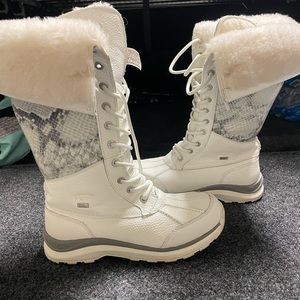 Ugg snow boots